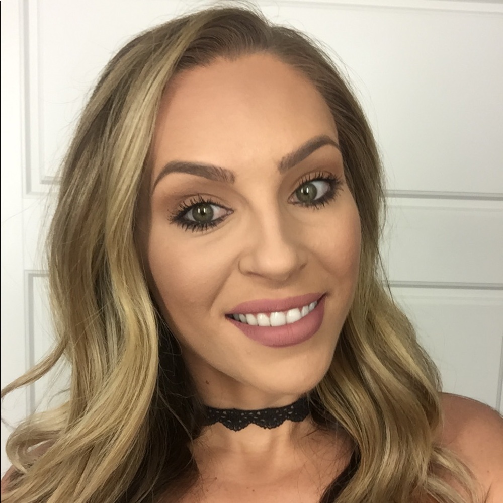 Meet your Posher, Lexy